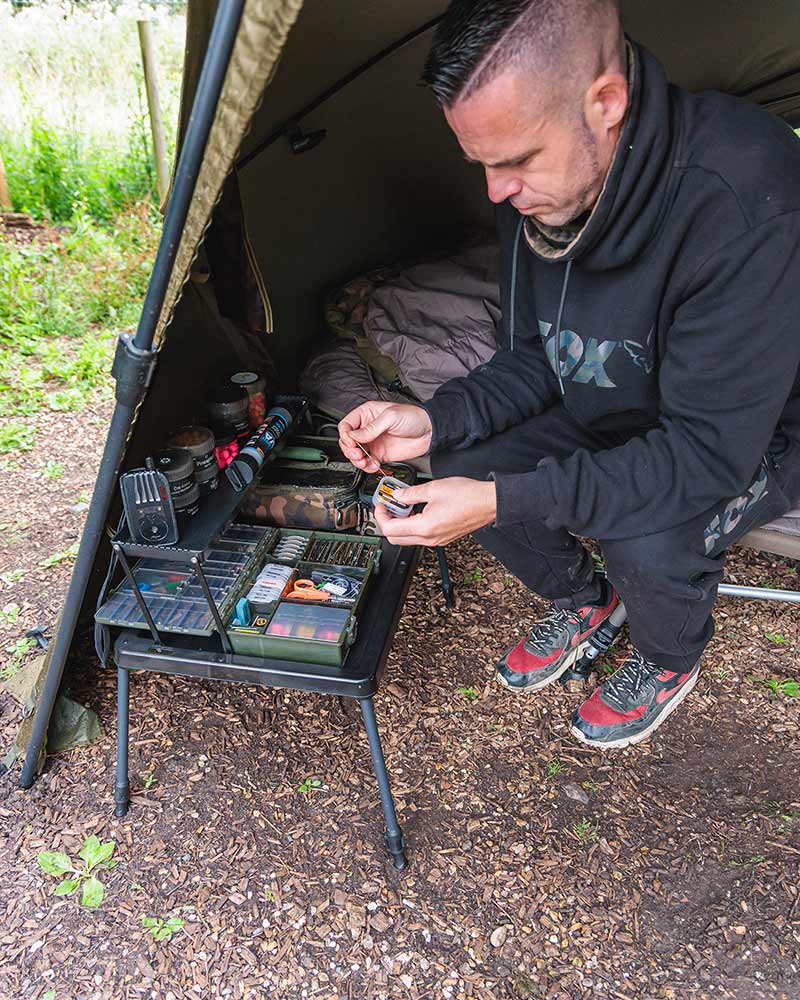 Fox 2 Tier Bivvy Table - dé KarperCentrale