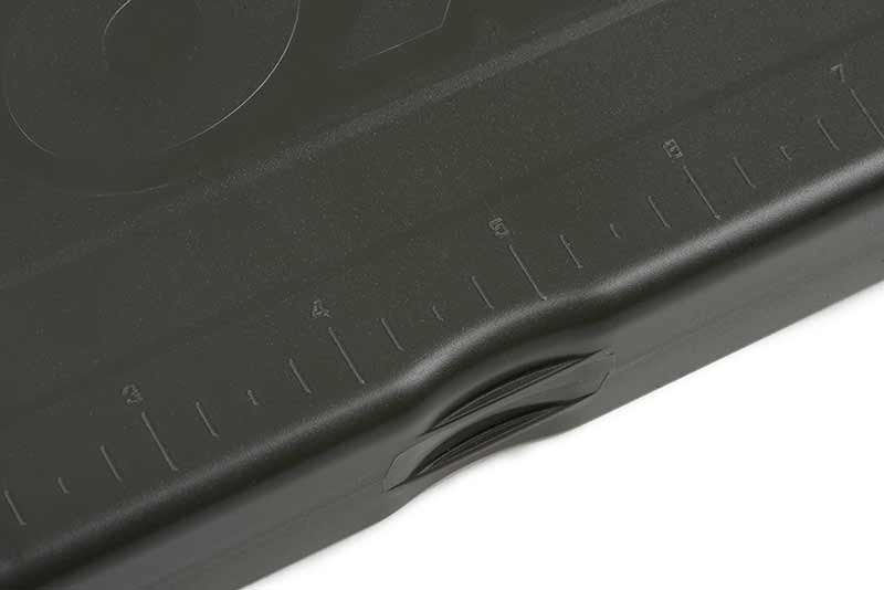 Fox Edges Medium Rig Box incl. 50 Pins - dé KarperCentrale