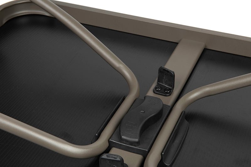 Fox XL Bivvy Table - dé KarperCentrale